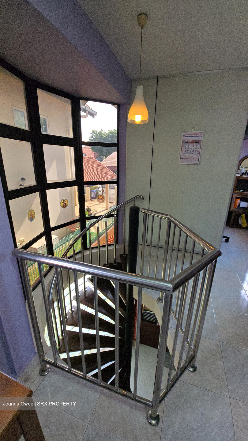 Sembawang Hills Estate (D20), Terrace #547563141